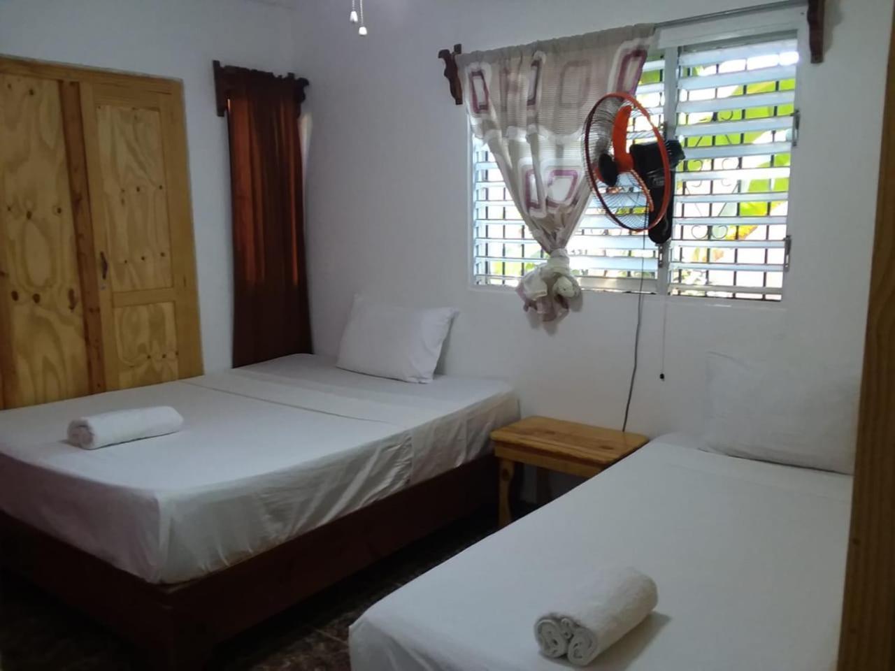 Las Galeras Island Hostel الغرفة الصورة